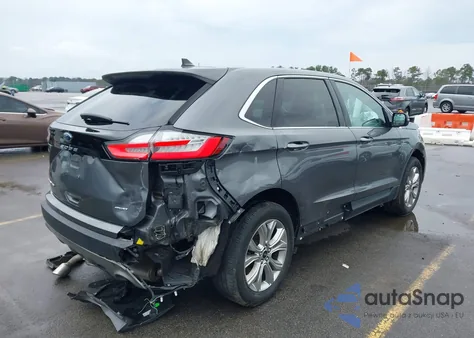 2024 Ford Edge Titanium z USA, uszkodzony, nr VIN 2FMPK4K93RBA36820